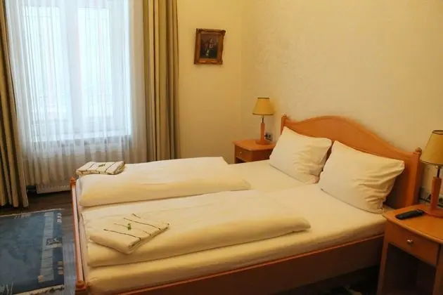 Comfort Tek Büyük Yataklı Oda