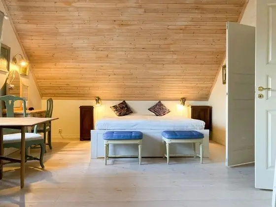 Classic Tek Büyük Yataklı Oda