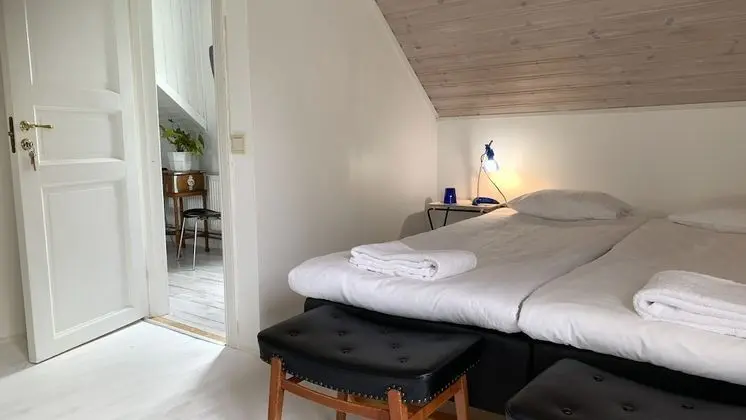 Tek Büyük Yataklı Oda, 2 Tek Kişilik Yatak