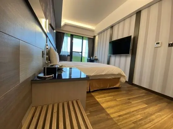 Deluxe Tek Büyük Yataklı Oda