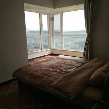 Üç Kişilik Oda, Okyanus Manzaralı