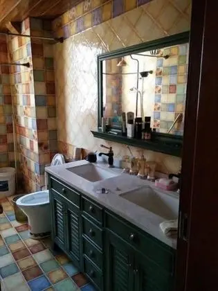 Üç Kişilik Oda, Okyanus Manzaralı