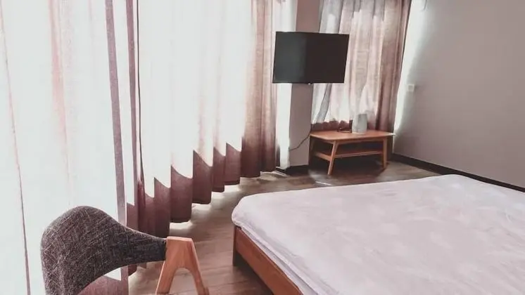 Design Tek Büyük Yataklı Oda, 1 En Büyük (King) Boy Yatak