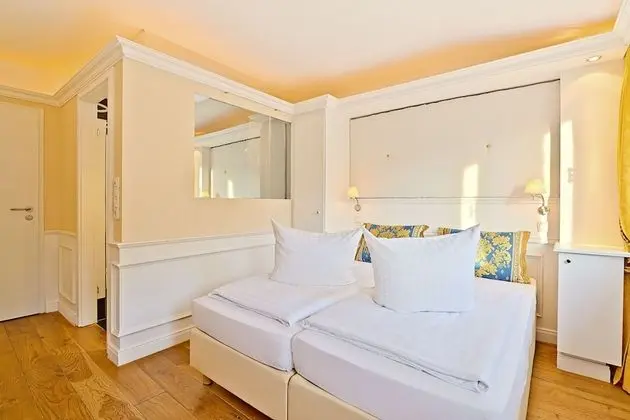 Economy Tek Büyük Yataklı Oda