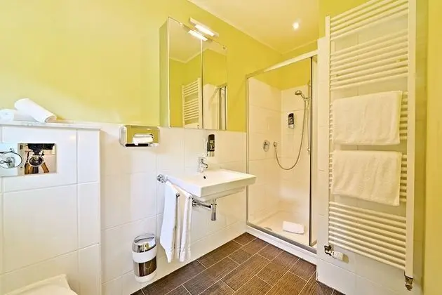 Economy Tek Büyük Yataklı Oda