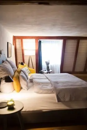 Classic Tek Büyük Yataklı Oda