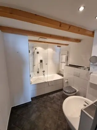 Classic Tek Büyük Yataklı Oda