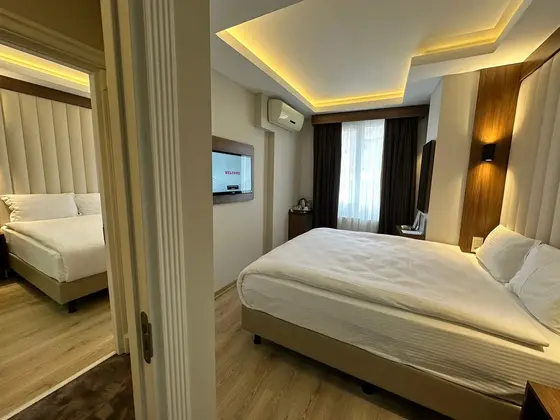 Bağlantılı Standard Family Oda