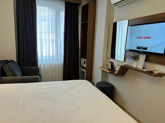 Bağlantılı Standard Family Oda