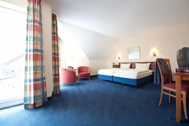 Comfort Tek Büyük Yataklı Oda