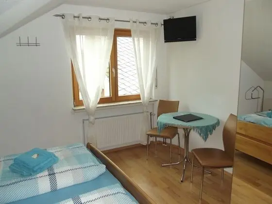 Tek Büyük Yataklı Oda