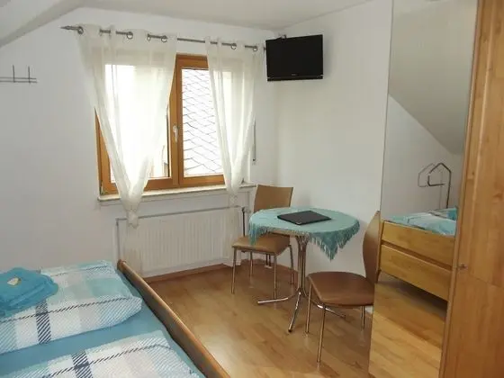 Tek Büyük Yataklı Oda