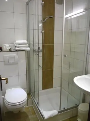 Tek Büyük Yataklı Oda (Lorenzhof)