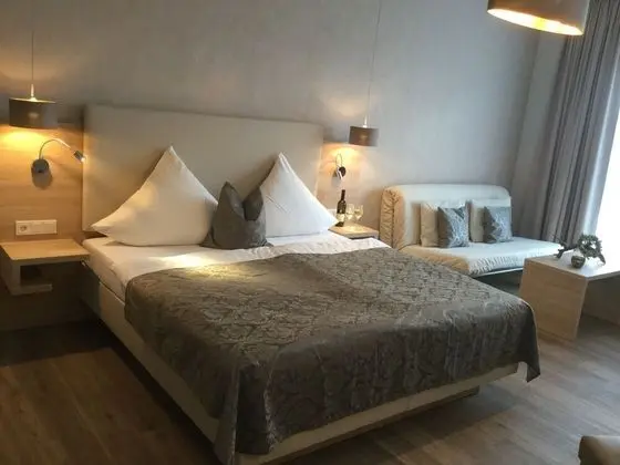 Tek Büyük Yataklı Oda, Balkon