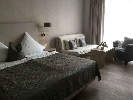 Tek Büyük Yataklı Oda, Balkon