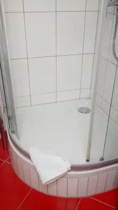 Tek Büyük Yataklı Oda, Balkon