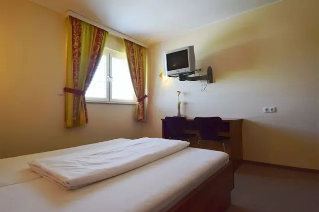 Büyük Yataklı Tek Kişilik Oda, 1 Çift Kişilik Yatak, Banyolu/Duşlu