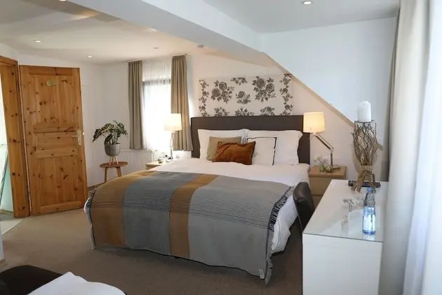 Comfort Tek Büyük Yataklı Oda