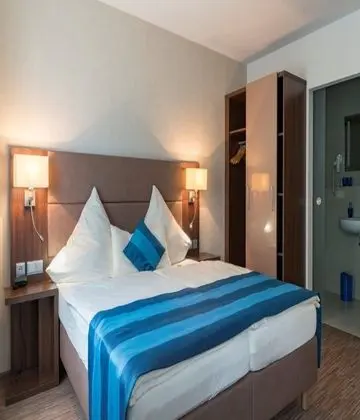 Comfort Tek Büyük Yataklı Oda