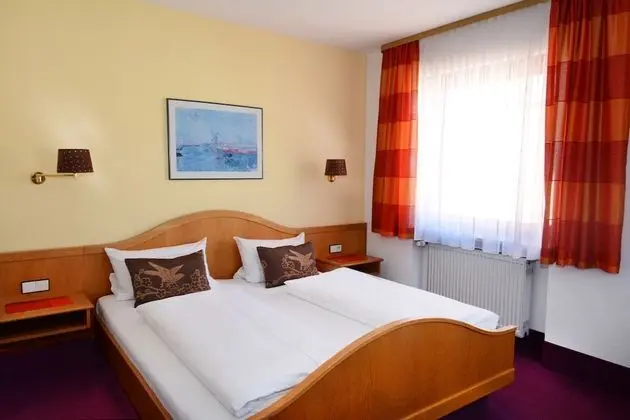 Tek Büyük Yataklı Oda, Şehir Manzaralı