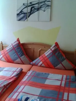 Basic Tek Büyük Yataklı Oda