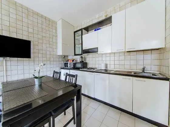 Apart Daire, 1 Büyük (Queen) Boy Yatak ve Çekyat, Sigara İçilmez, Bahçe Manzaralı