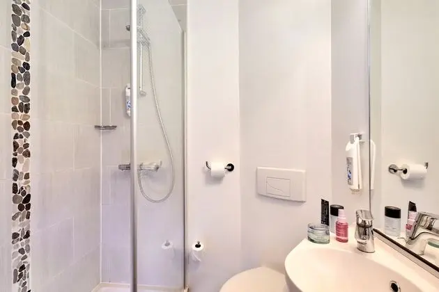 Oda, 2 Tek Kişilik Yatak