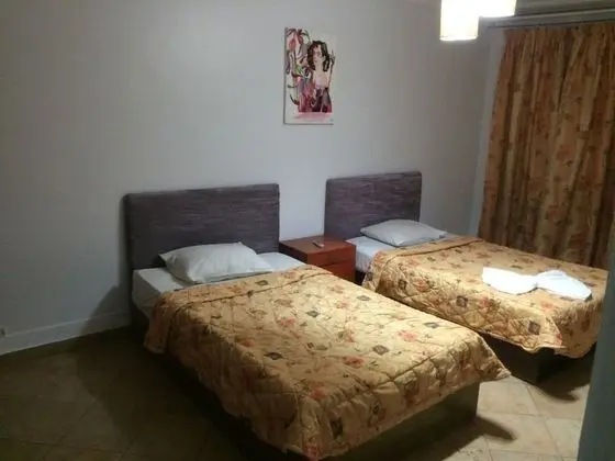 Luxury Tek Büyük Yataklı Oda