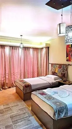 Luxury Tek Büyük Yataklı Oda