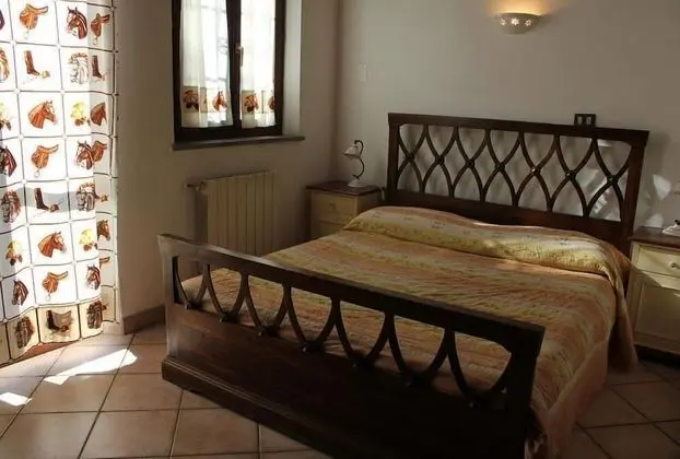 Economy Dört Kişilik Oda, Bahçe Manzaralı