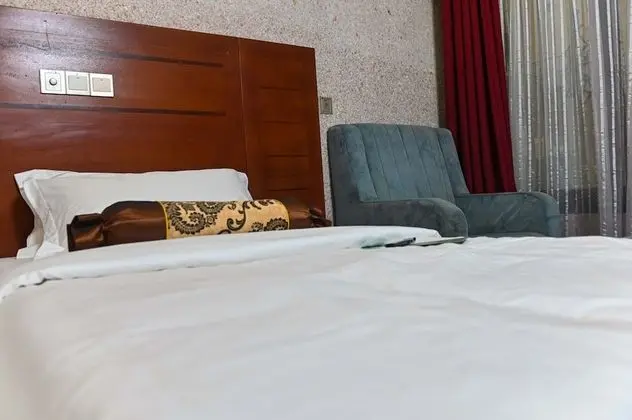 Tek Büyük veya İki Ayrı Yataklı Oda