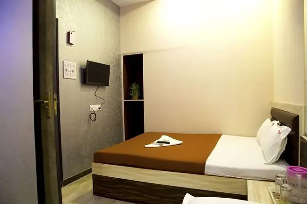 Dört Kişilik Oda, Ortak Banyo