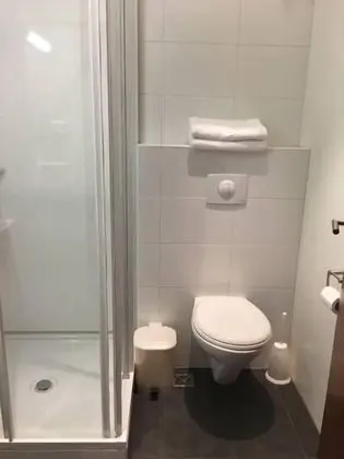 Basic Kulübe, 2 Tek Kişilik Yatak