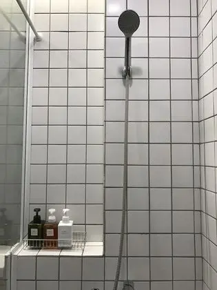 Standard Tek Büyük Yataklı Oda (A)