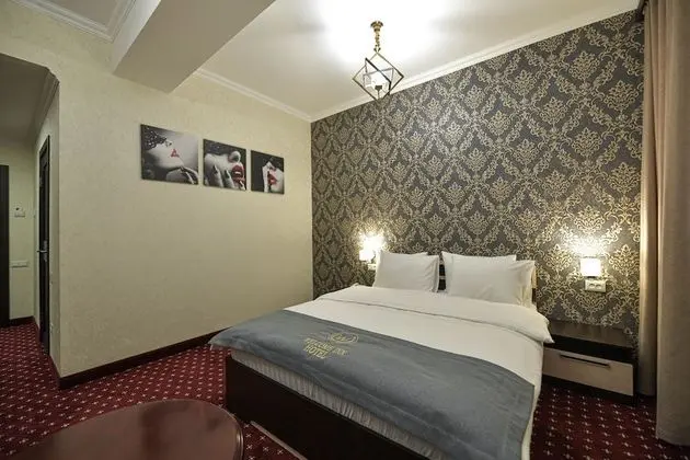 Classic Tek Büyük veya İki Ayrı Yataklı Oda