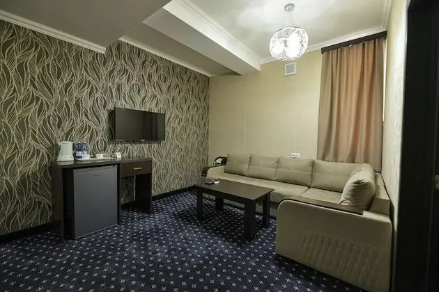 Family Dört Kişilik Oda