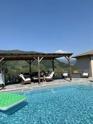 Villa, 5 Yatak Odası, Şömine