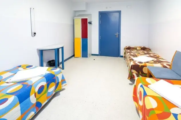 Üç Kişilik Oda, Ortak Banyo