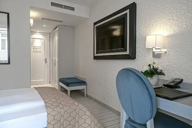 Deluxe Tek Kişilik Oda