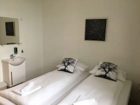 Economy İki Ayrı Yataklı Oda, Ortak Banyo