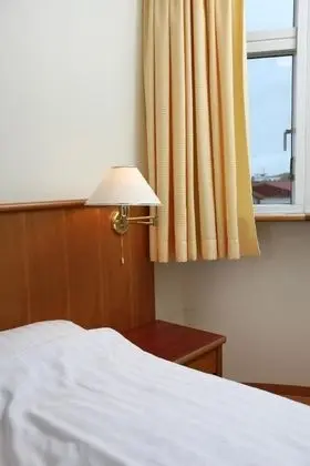 Üç Kişilik Oda