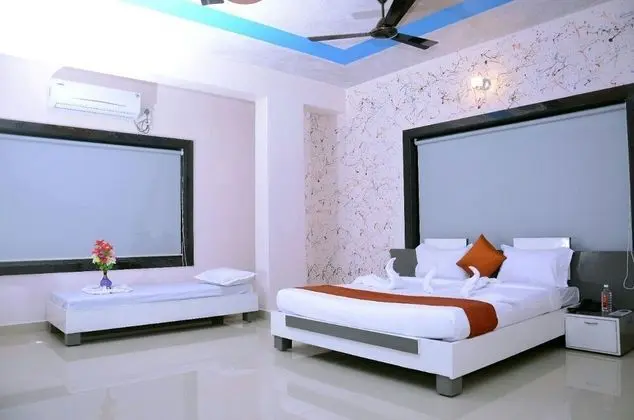 Deluxe Üç Kişilik Oda