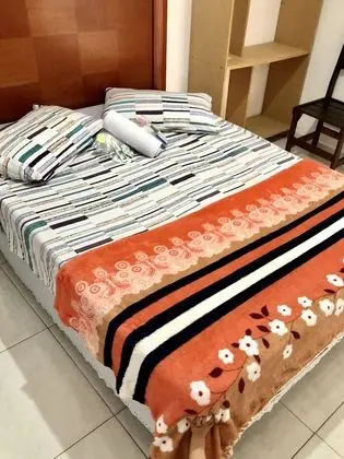 Traditional Tek Büyük Yataklı Oda