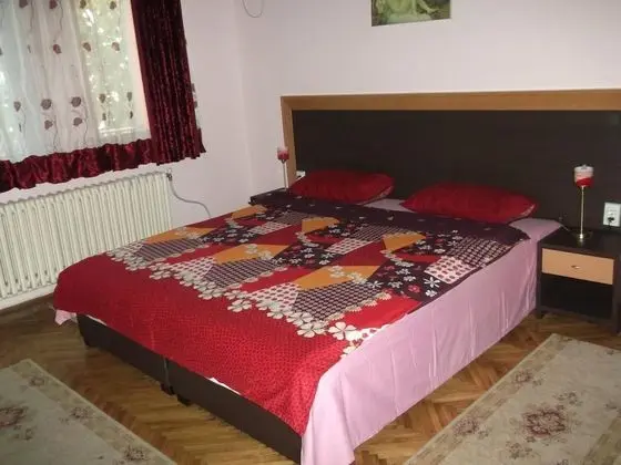 Oda, 2 Yatak Odası, Sigara İçilebilir, Balkon