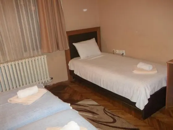 Oda, 2 Yatak Odası, Sigara İçilebilir, Balkon