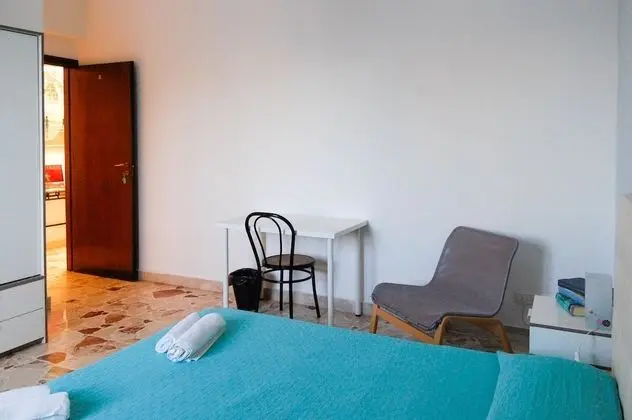 Classic Üç Kişilik Oda, Ortak Banyo (external)