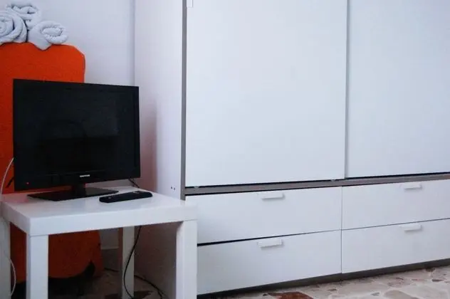 Classic Üç Kişilik Oda, Ortak Banyo (external)