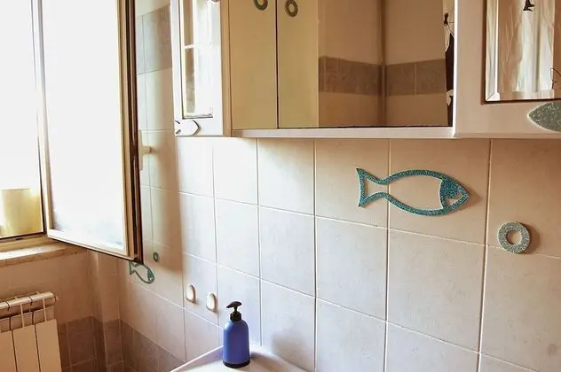 Classic Üç Kişilik Oda, Ortak Banyo (external)