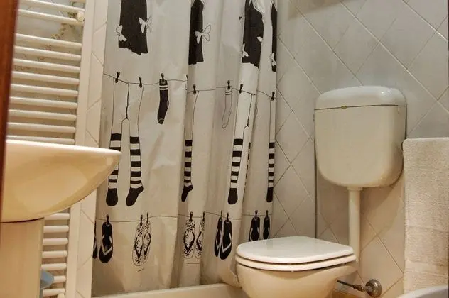 Classic Üç Kişilik Oda, Ortak Banyo (external)