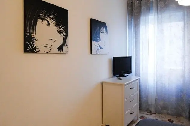 Tek Büyük Yataklı Oda, Ortak Banyo (external)